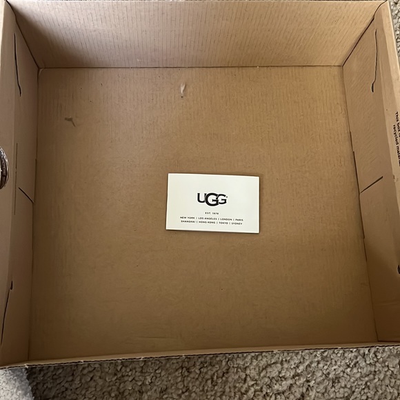 UGG Quincy Women’s Twinface Sheepskin Lace Up Booties - Size 7 - Picture 6 of 16